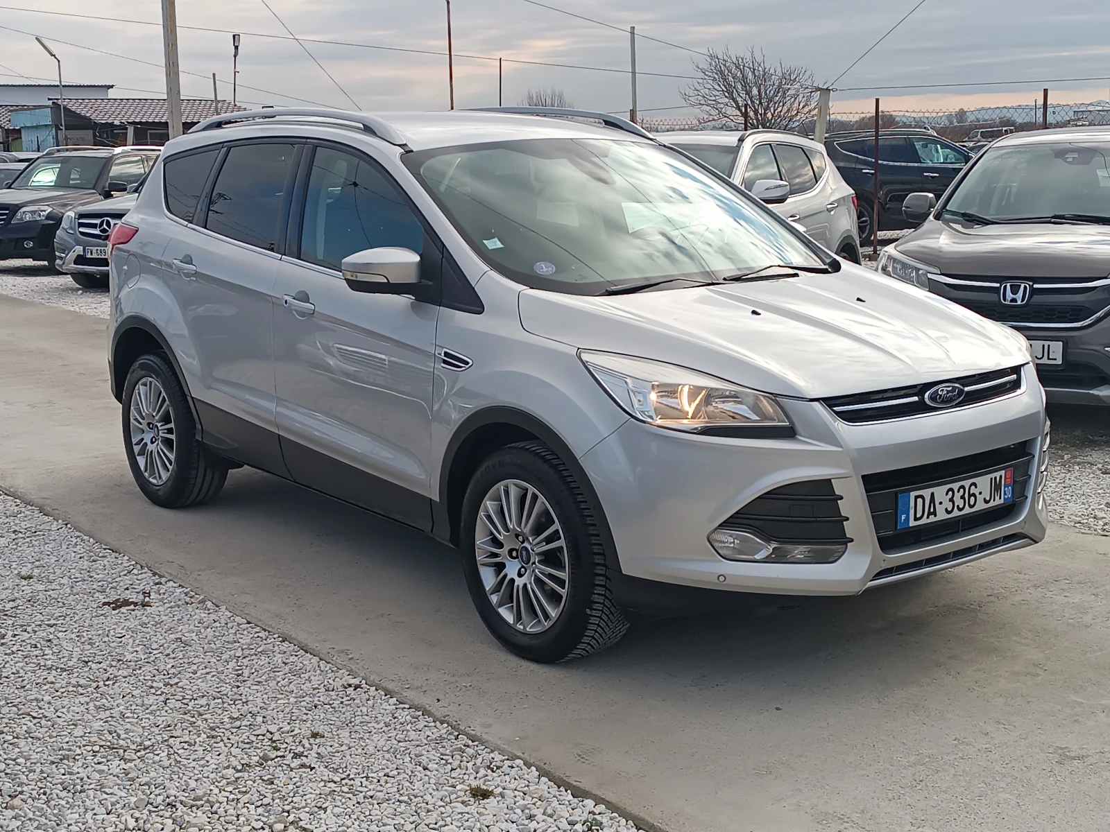 Ford Kuga 1, 6 BENZIN - изображение 3