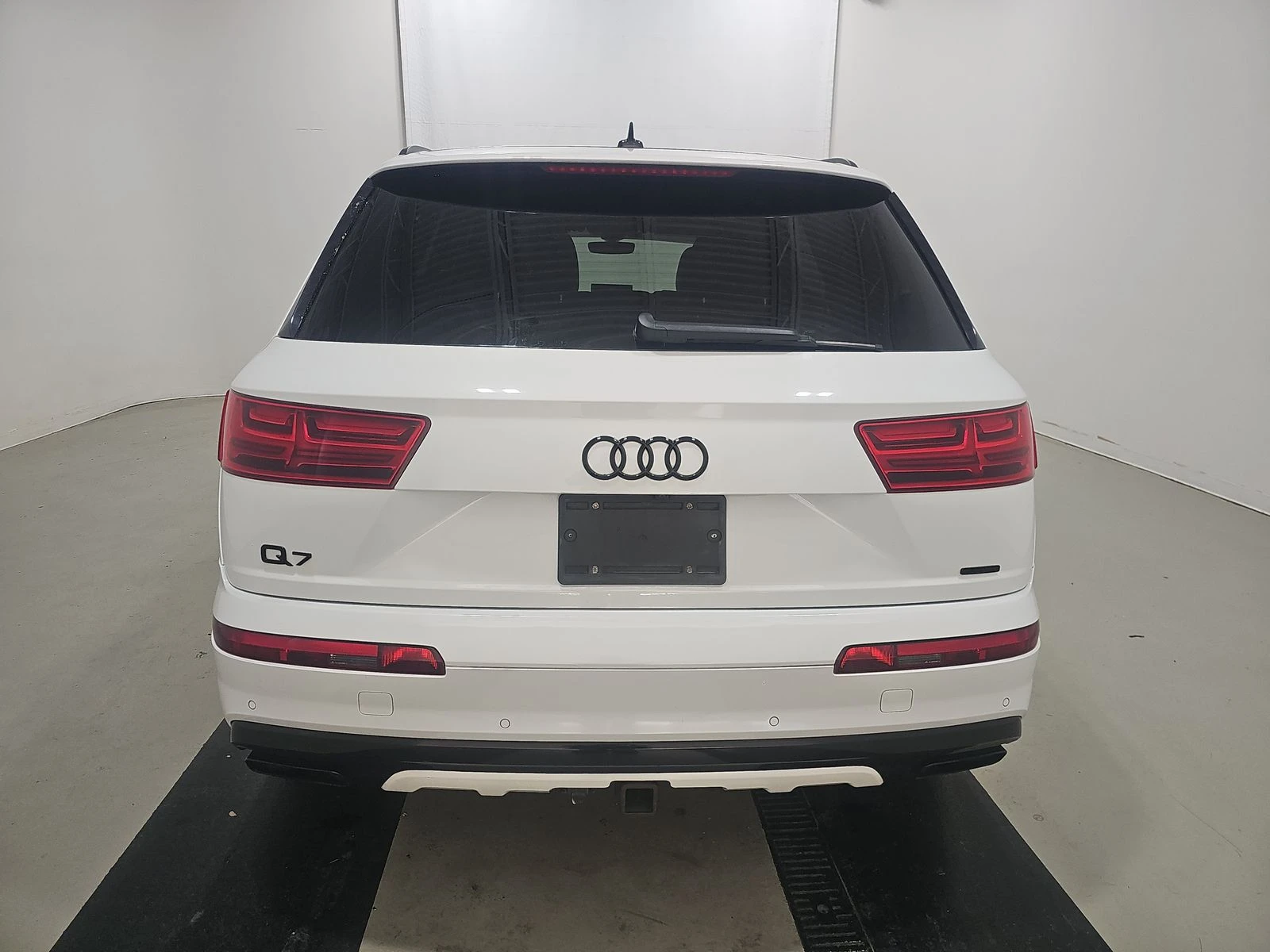 Audi Q7 Prestige* Matrix* B&O* Black Optic* Distronic* Обд - изображение 5