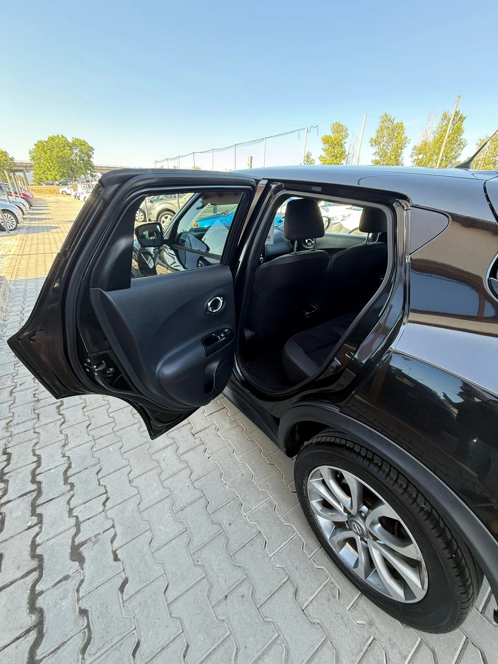 Nissan Juke Фул екстри* 360 камера* Следене на Линиите* 2 кюча - изображение 10