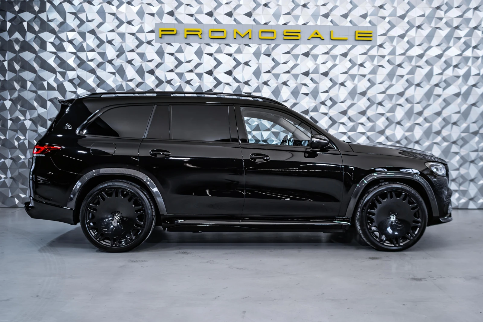 Mercedes-Benz GLS 600 Maybach Brabus* E-ActBody* FirstCl* Монитори - изображение 6