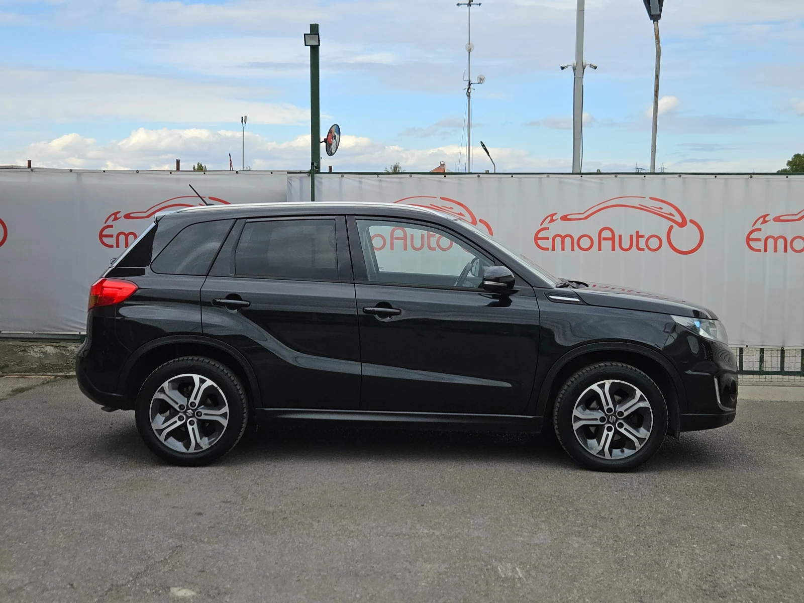 Suzuki Vitara AllGrip/1.6i/GPL/4x4/Дистроник/NAVI/БЛУТУТ/EURO 6B - изображение 2