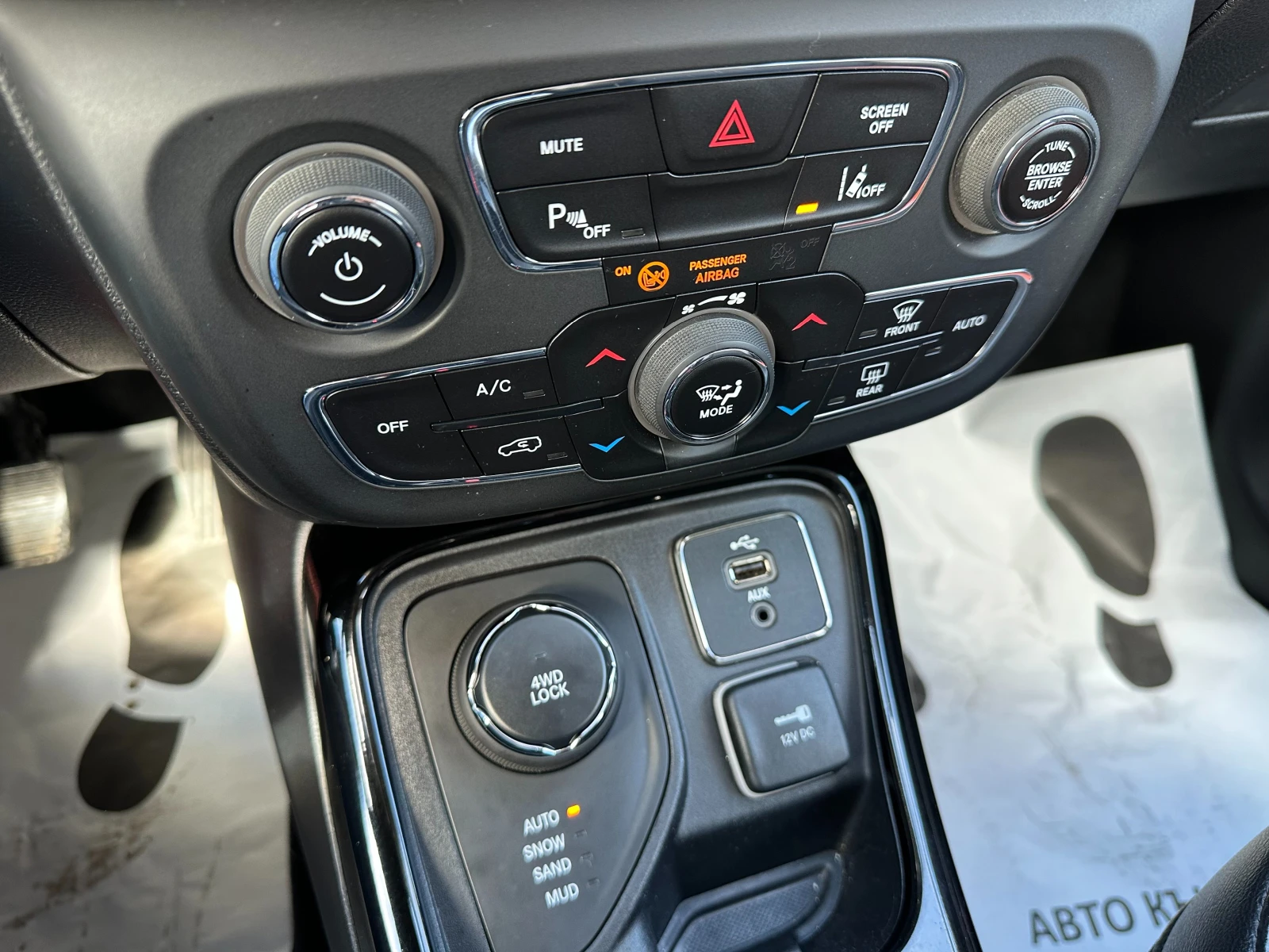 Jeep Compass  6 /2.0d 140 .. 44   | Mobile.bg   12