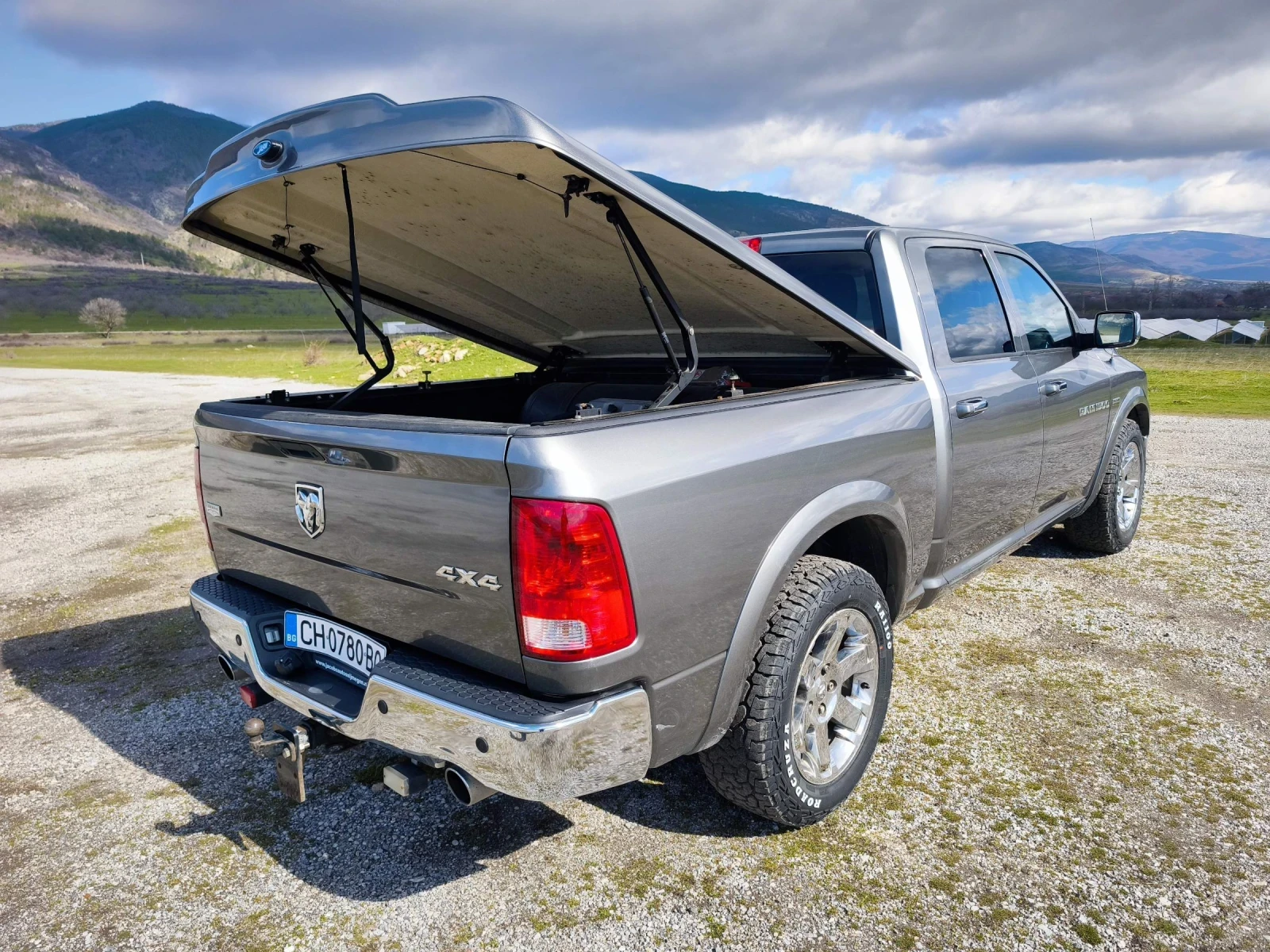 Dodge RAM 1500 5.7 Hemi, снимка 12 - Автомобили и джипове - 53863991