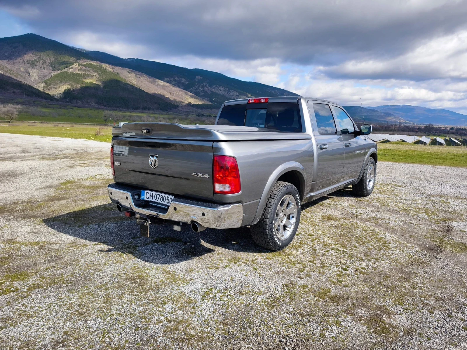 Dodge RAM 1500 5.7 Hemi, снимка 3 - Автомобили и джипове - 53863991