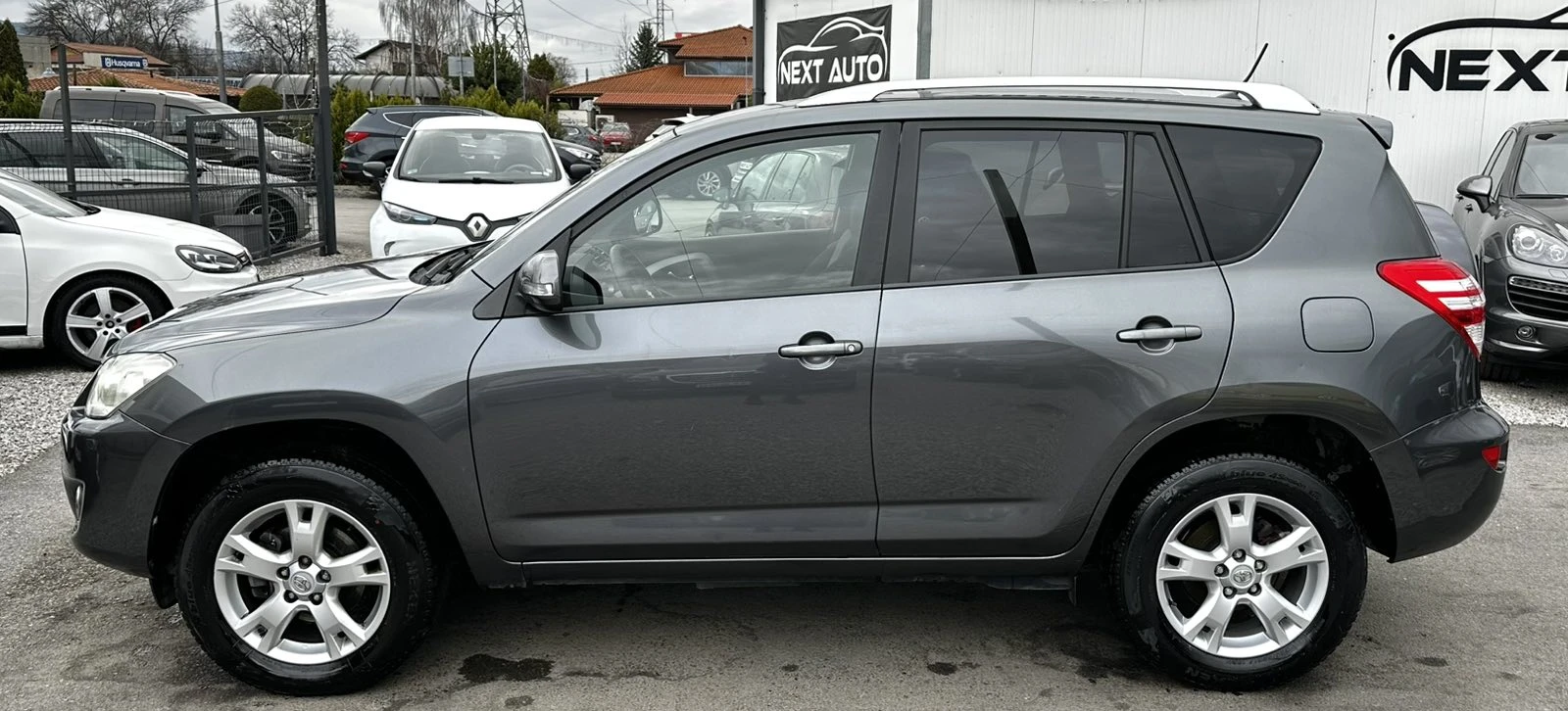 Toyota Rav4 2.2D-4D 150HP AWD EURO5A, снимка 8 - Автомобили и джипове - 53905380