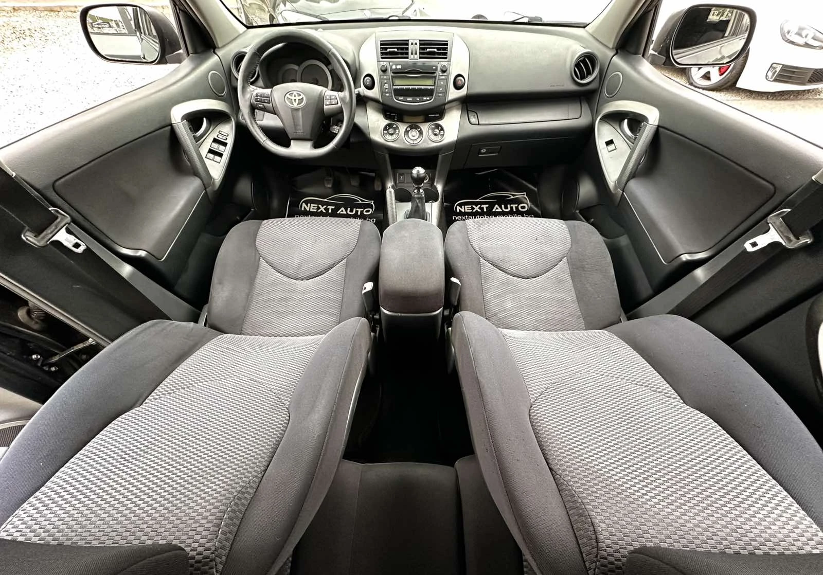 Toyota Rav4 2.2D-4D 150HP AWD EURO5A, снимка 10 - Автомобили и джипове - 53905380