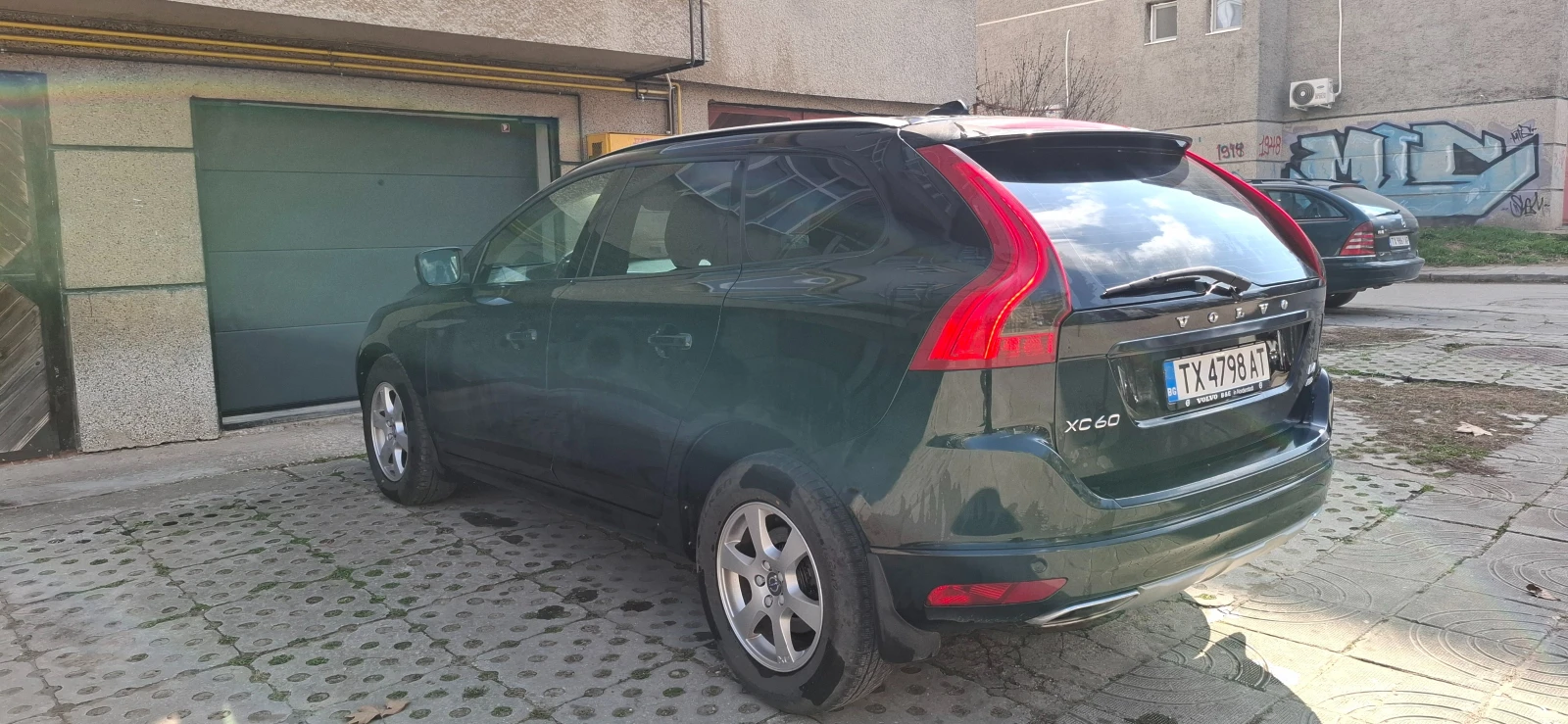 Volvo XC60 2.4 D4 | Mobile.bg � ����������� 5