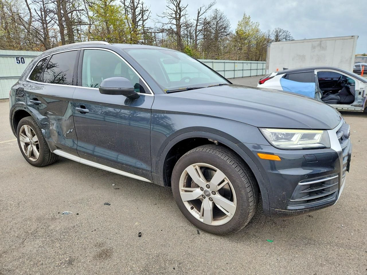 Audi Q5 2.0* PREMIUM PLUS* реални км* 4х4* , снимка 3 - Автомобили и джипове - 54556969