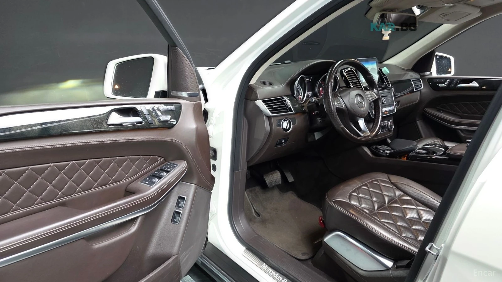 Mercedes-Benz GLS 500 4MATIC/360 VIEW/LANE DEPARTURE/DRIVER ASSIST, снимка 7 - Автомобили и джипове - 54827684