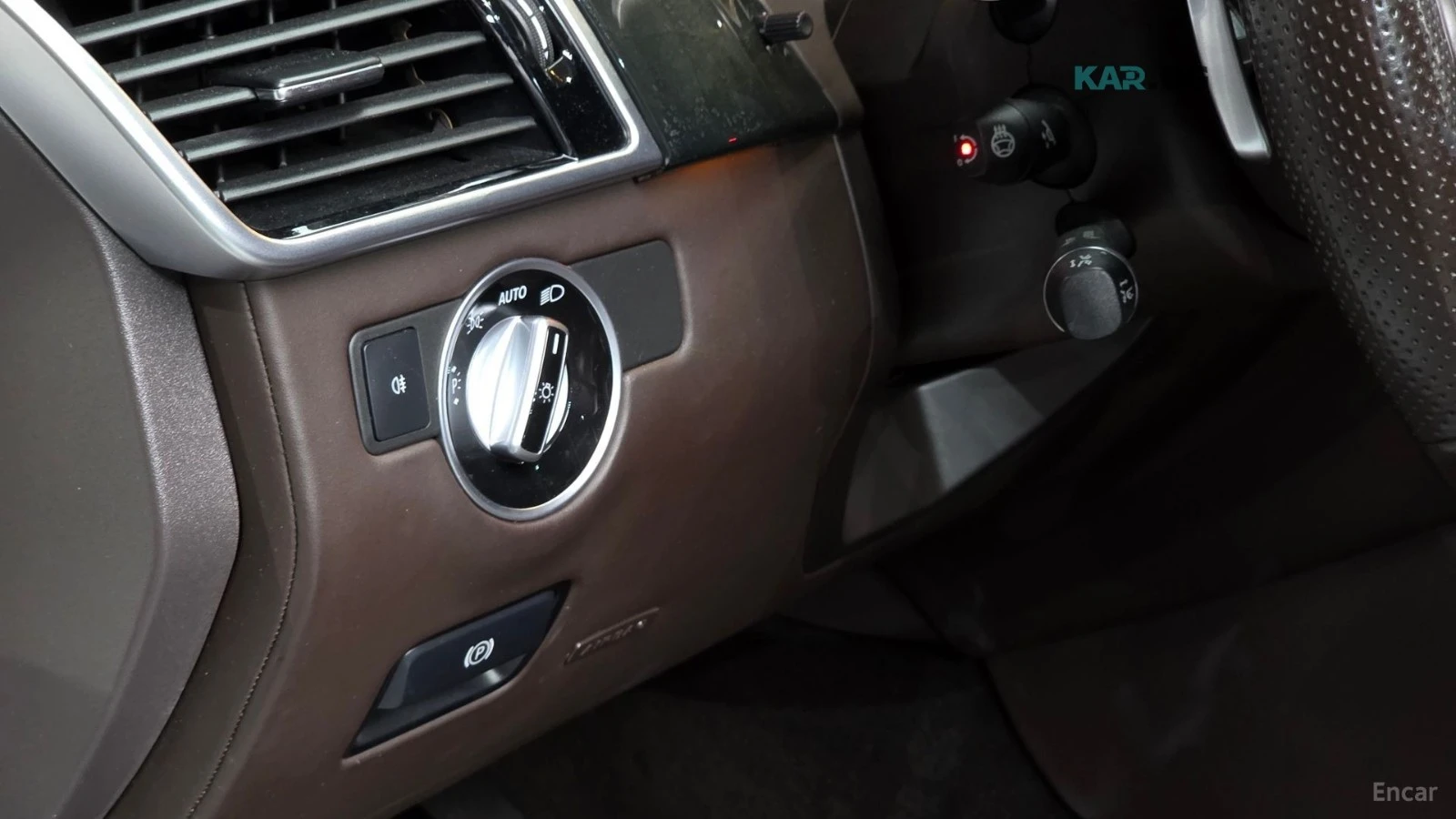 Mercedes-Benz GLS 500 4MATIC/360 VIEW/LANE DEPARTURE/DRIVER ASSIST, снимка 11 - Автомобили и джипове - 54827684