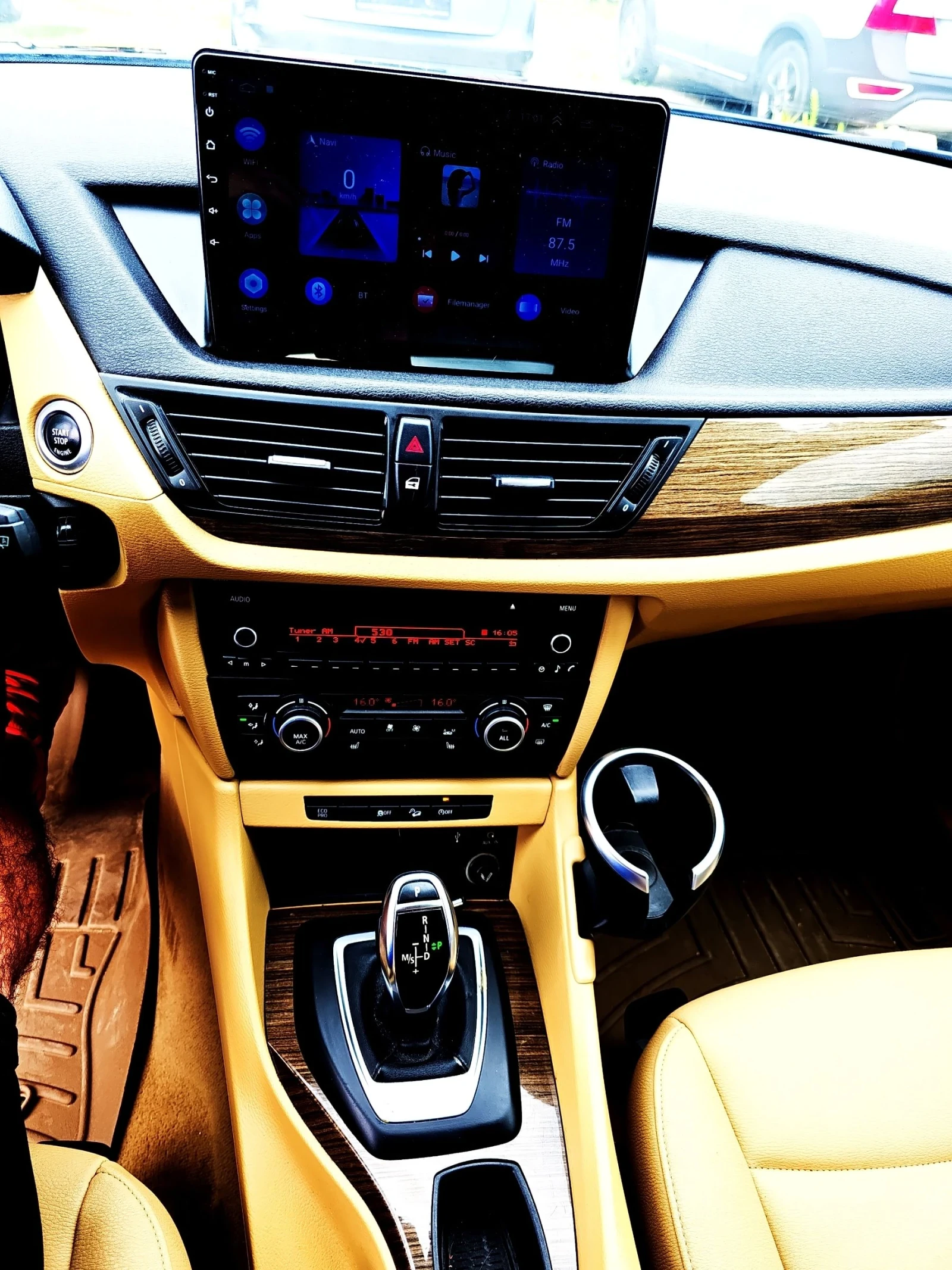 BMW X1 2.0Т 245ps, снимка 12 - Автомобили и джипове - 55148629