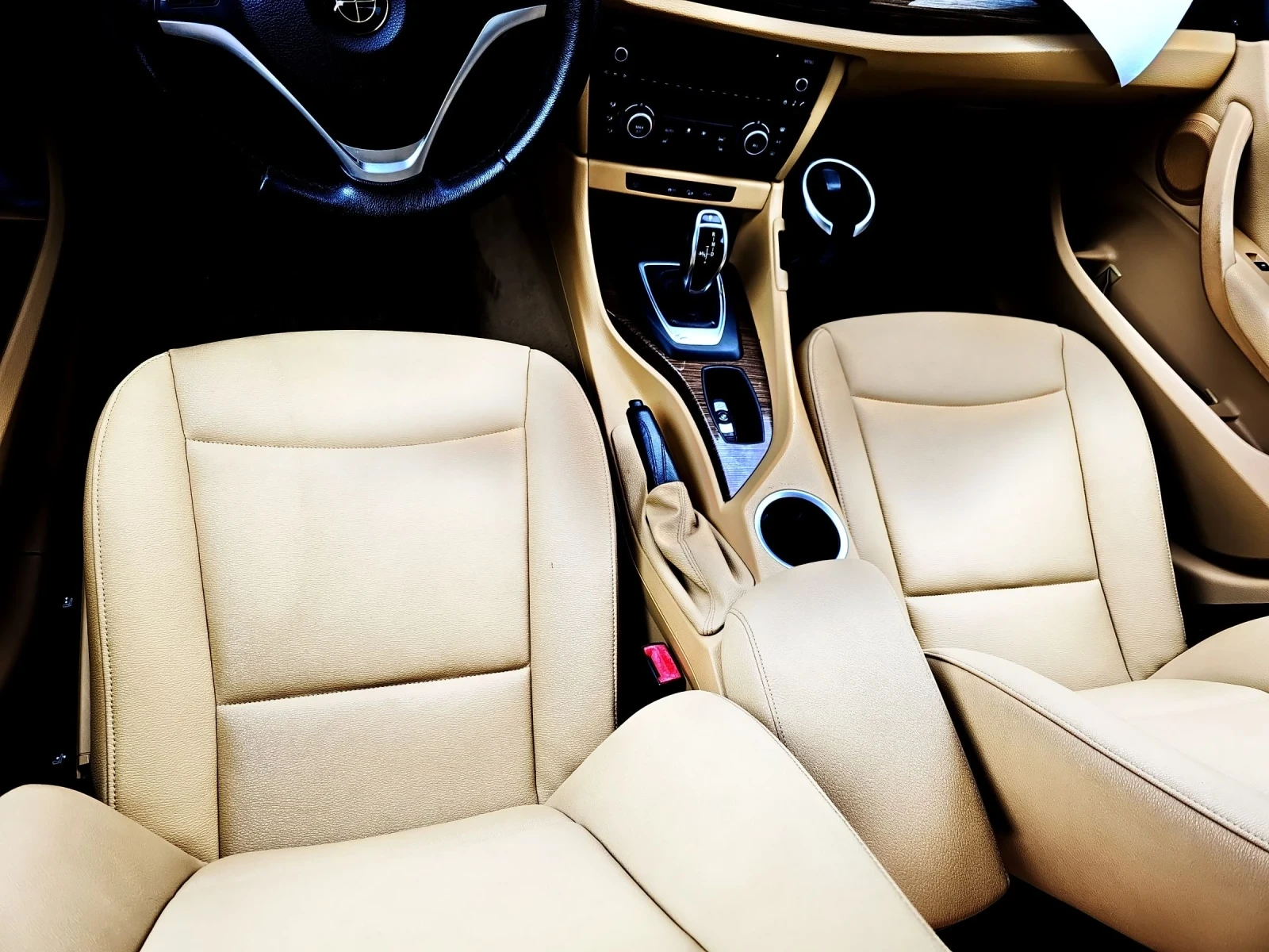 BMW X1 2.0Т 245ps, снимка 7 - Автомобили и джипове - 55148629