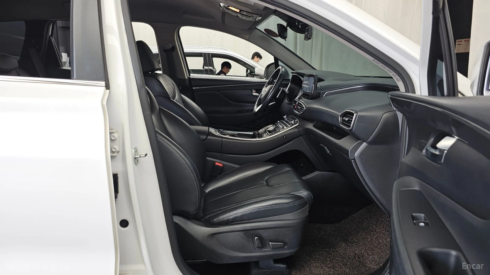 Hyundai Santa fe Premium* 2.2D* ПОДГРЕВ* ОБДУХВАНЕ* КАМЕРА* , снимка 9 - Автомобили и джипове - 55504332
