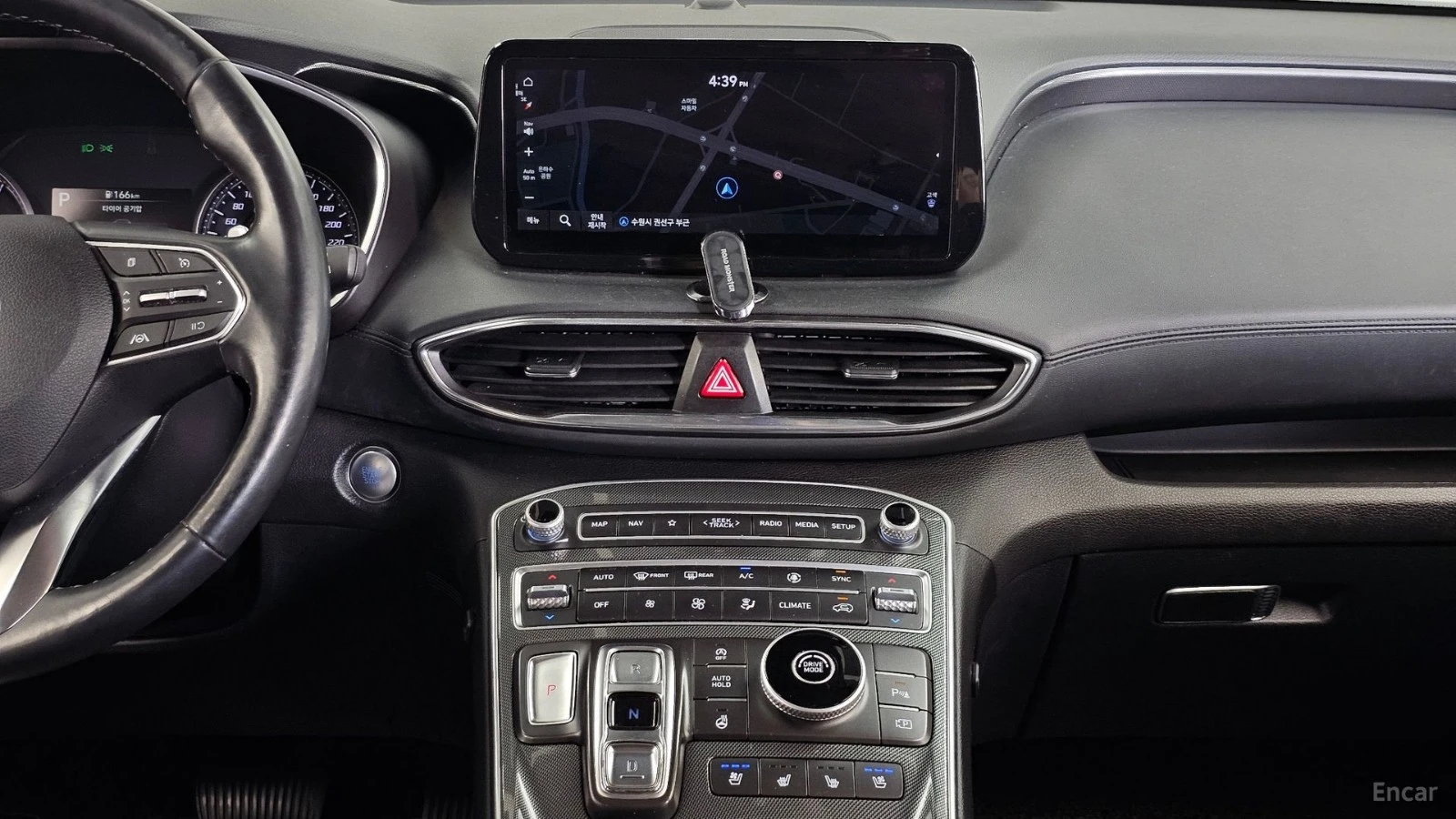 Hyundai Santa fe Premium* 2.2D* ПОДГРЕВ* ОБДУХВАНЕ* КАМЕРА* , снимка 12 - Автомобили и джипове - 55504332