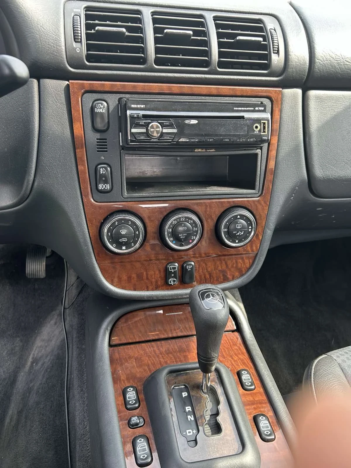 Mercedes-Benz ML 270, снимка 7 - Автомобили и джипове - 55837897