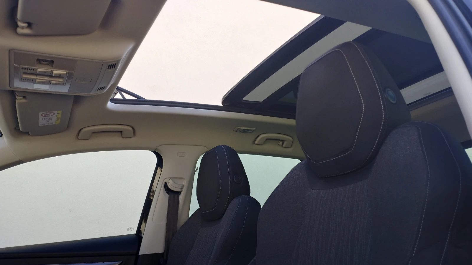 Skoda Karoq 1.5 TSI - 150 к.с, снимка 9 - Автомобили и джипове - 55994279