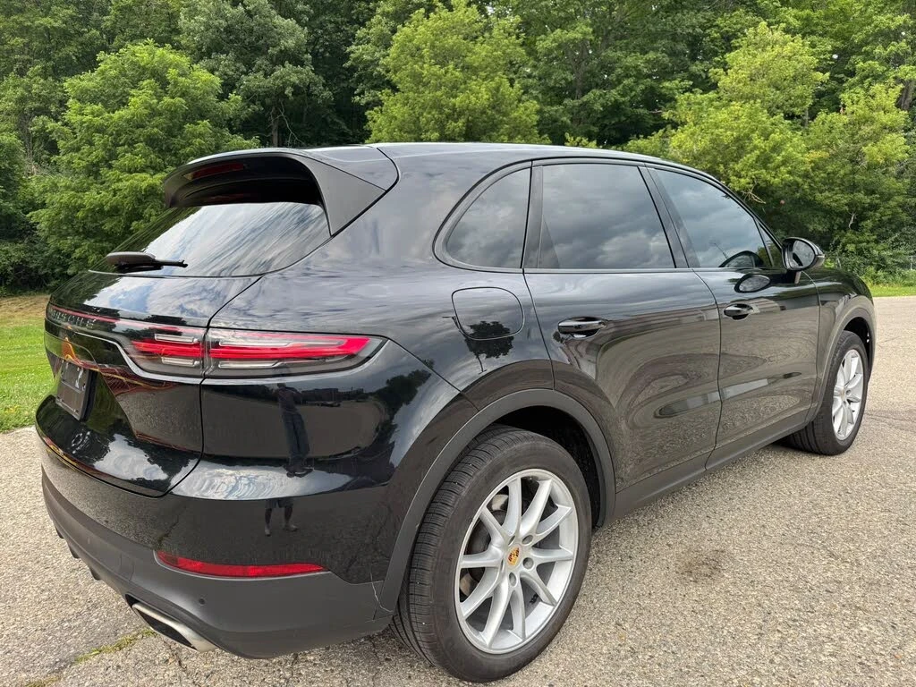 Porsche Cayenne 3.0T* CHRONO* DISTRONIC* 360* ОБДУХ* КРАЙНА ЦЕНА, снимка 4 - Автомобили и джипове - 56004941