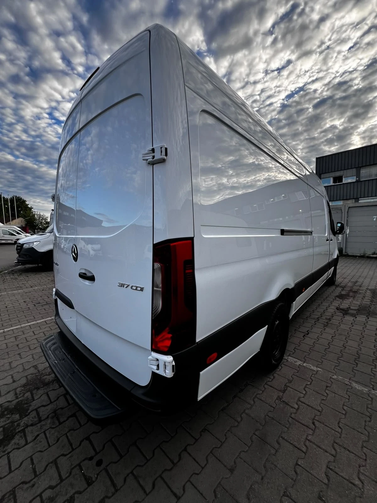 Mercedes-Benz Sprinter Макси 317 хладилен фул екстри, снимка 5 - Бусове и автобуси - 56088323