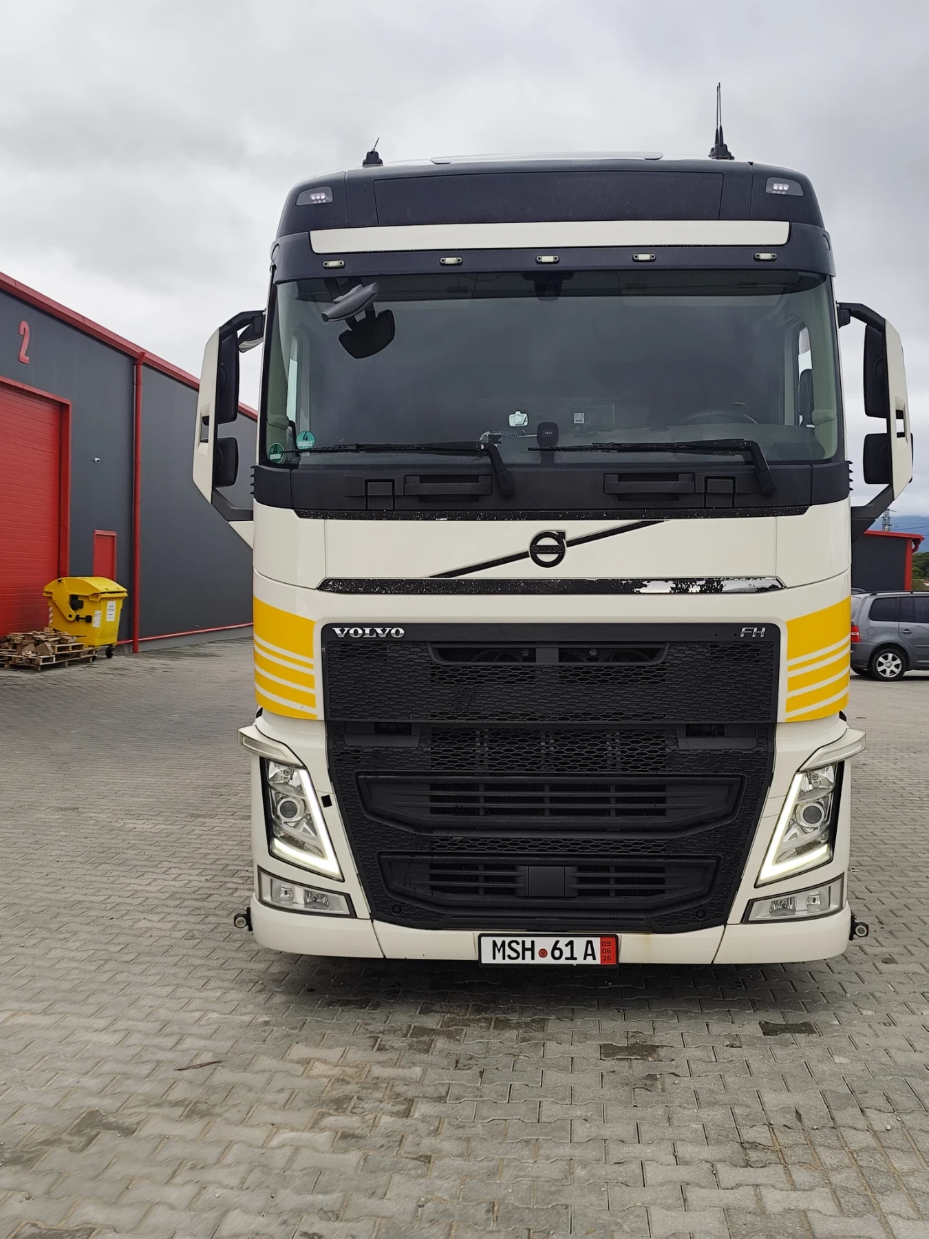 Volvo Fh, снимка 2 - Камиони - 54663928
