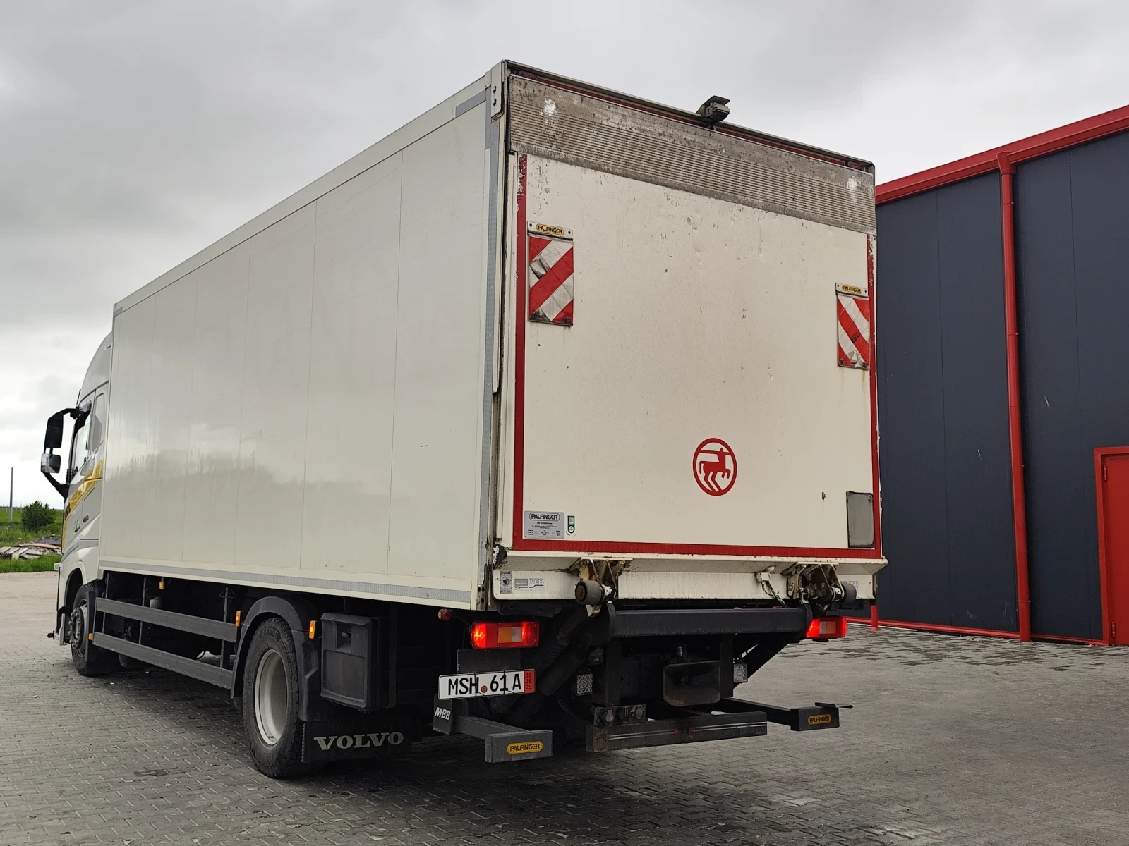 Volvo Fh, снимка 5 - Камиони - 54663928