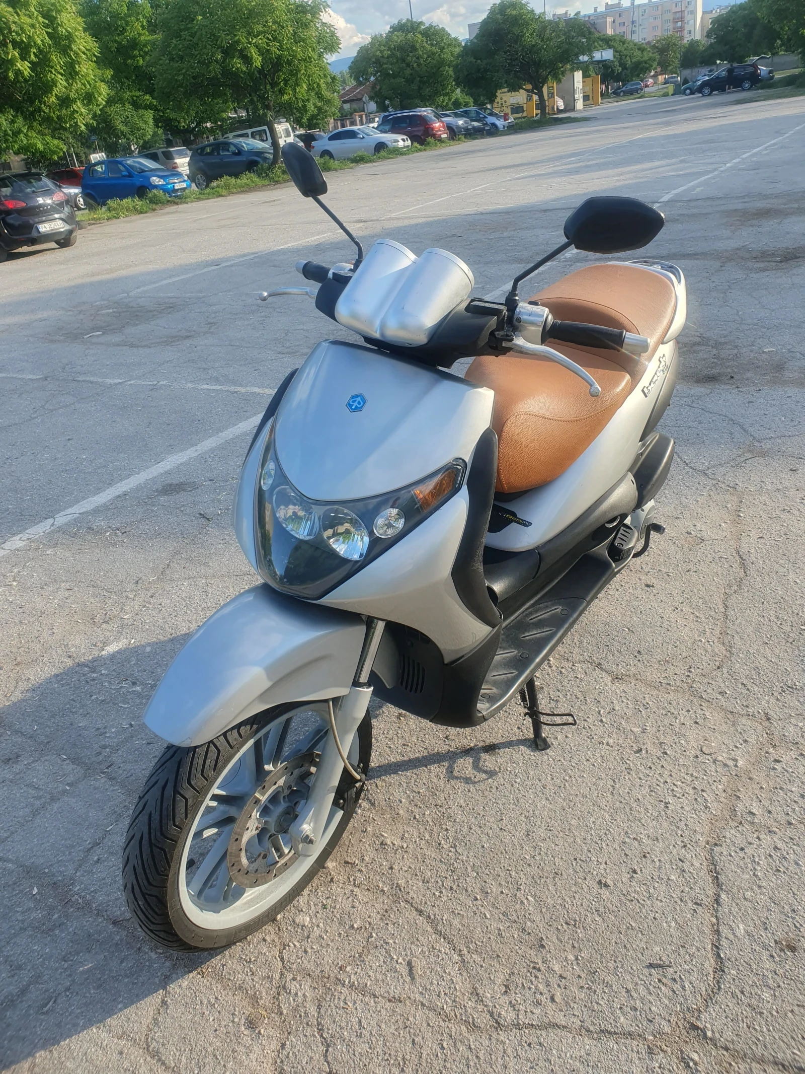 Piaggio Beverly  - изображение 2