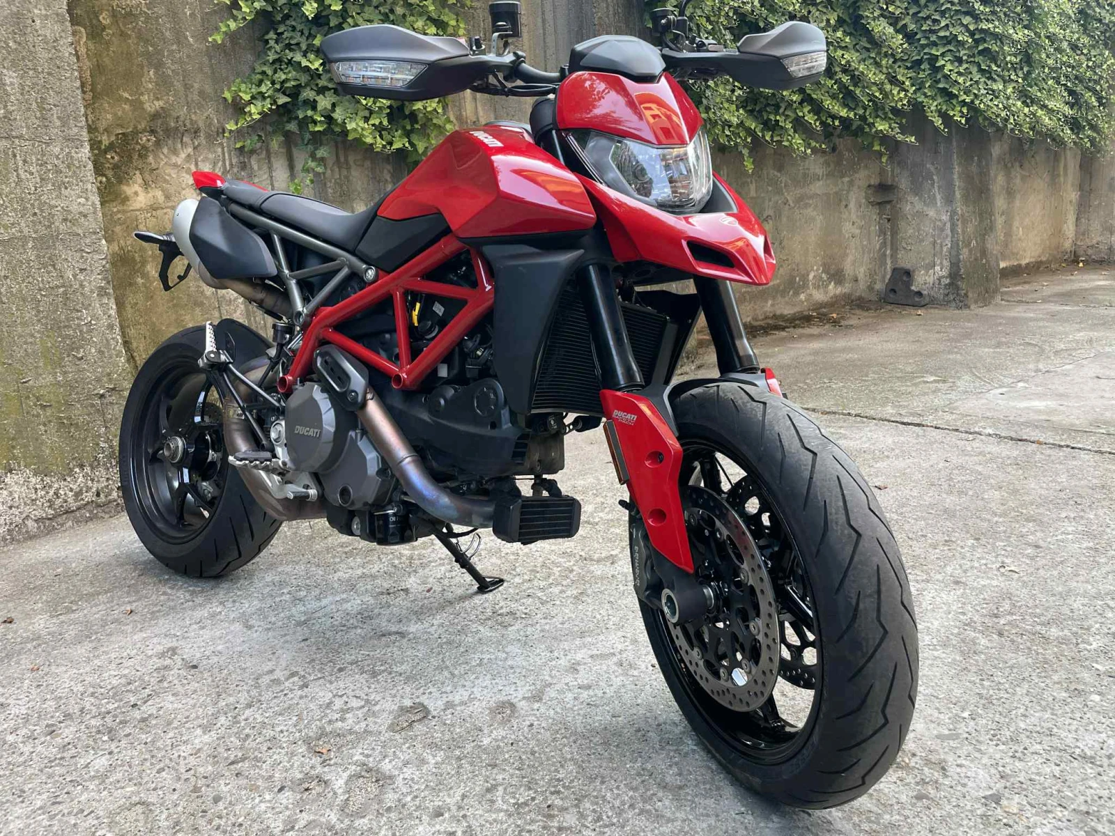 Ducati Hypermotard  950 7800км!!! - изображение 2