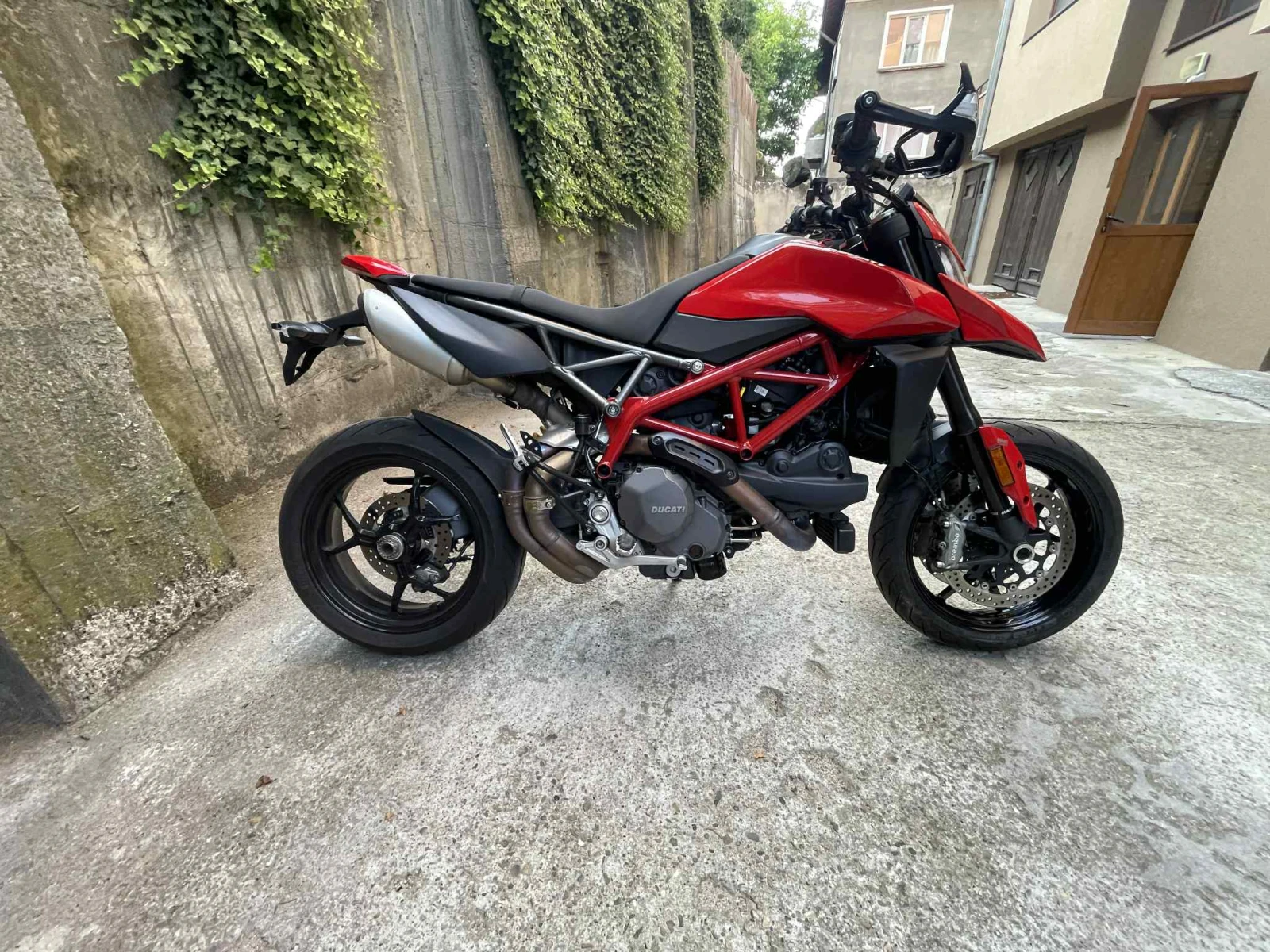 Ducati Hypermotard  950 7800км!!! - изображение 9