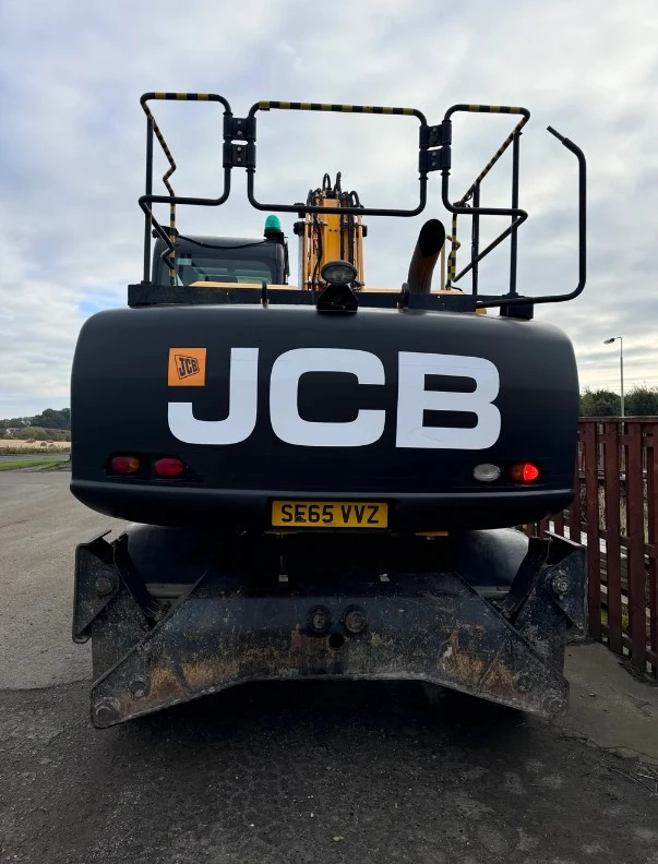 Багер JCB JS160W, снимка 2 - Индустриална техника - 47688775