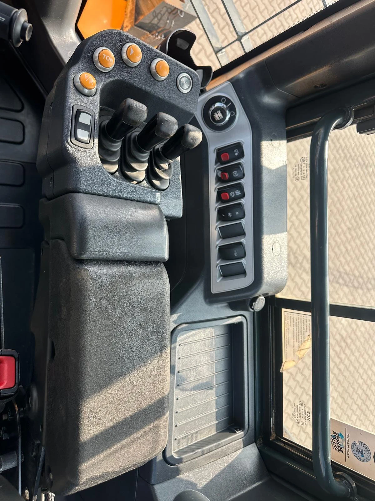 ����� ������� Hyundai HL 965 | Mobile.bg � ����������� 13