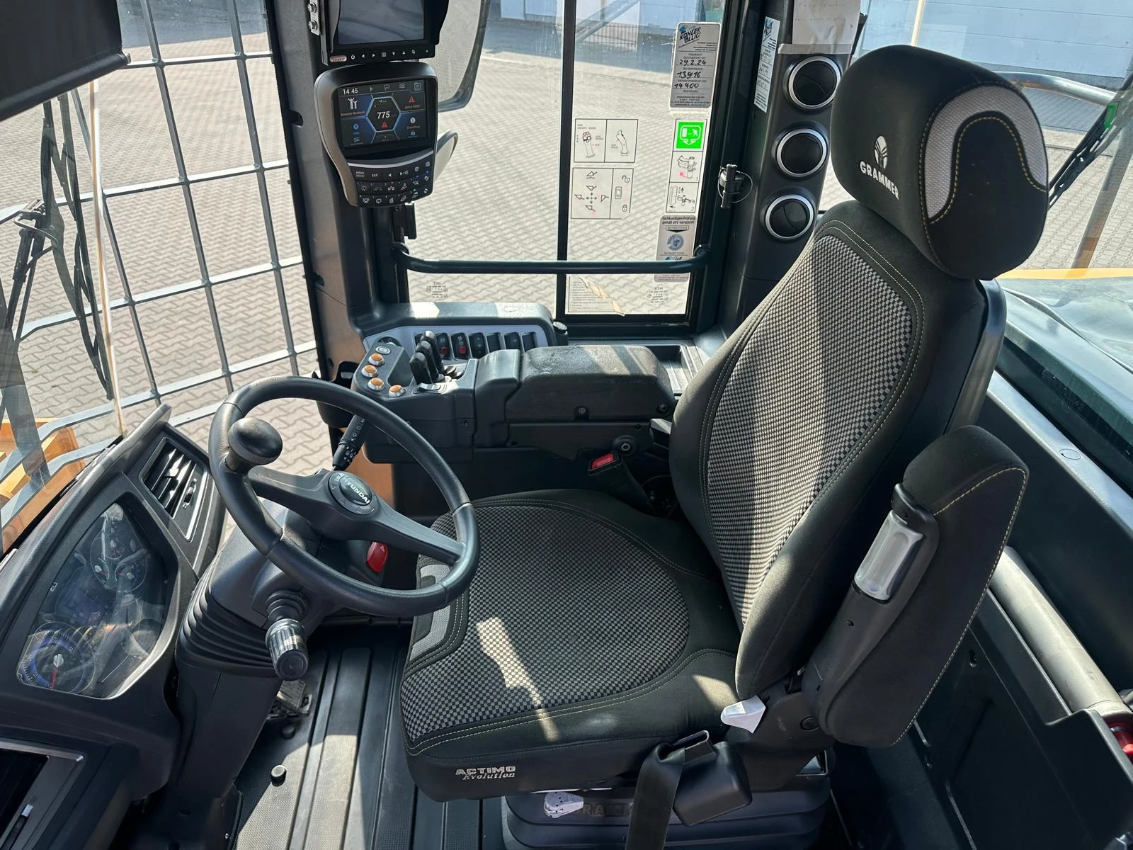 ����� ������� Hyundai HL 965 | Mobile.bg � ����������� 14
