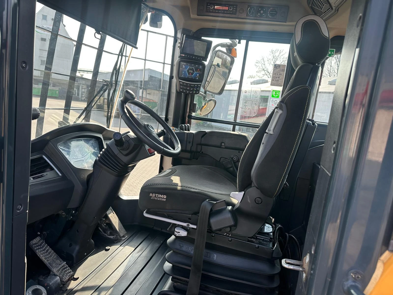 ����� ������� Hyundai HL 965 | Mobile.bg � ����������� 16