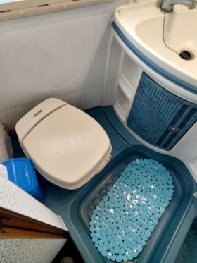  Laika | Mobile.bg    5