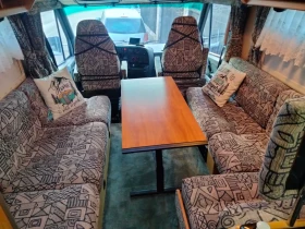  Laika | Mobile.bg    16