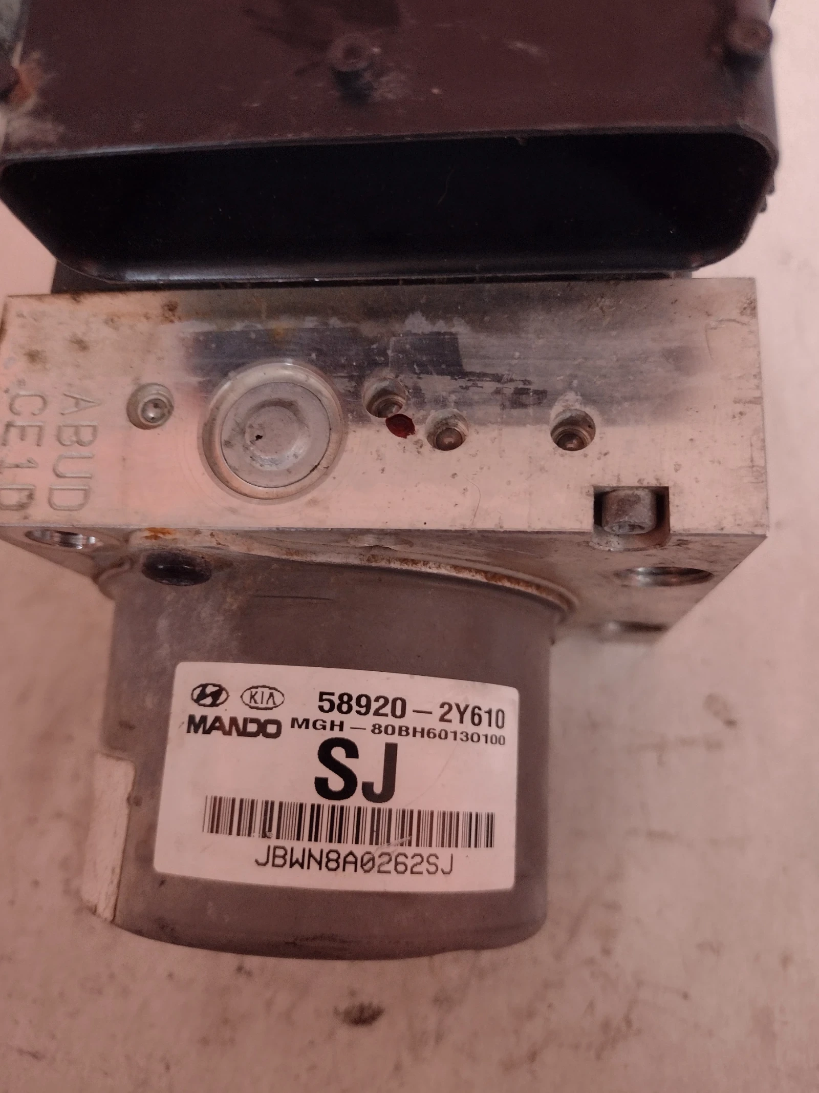 58920-2Y610  ABS ����� HYUNDAI iX35 2.0i 16V, KIA SPORTAGE A1000005AJG | Mobile.bg � ����������� 2