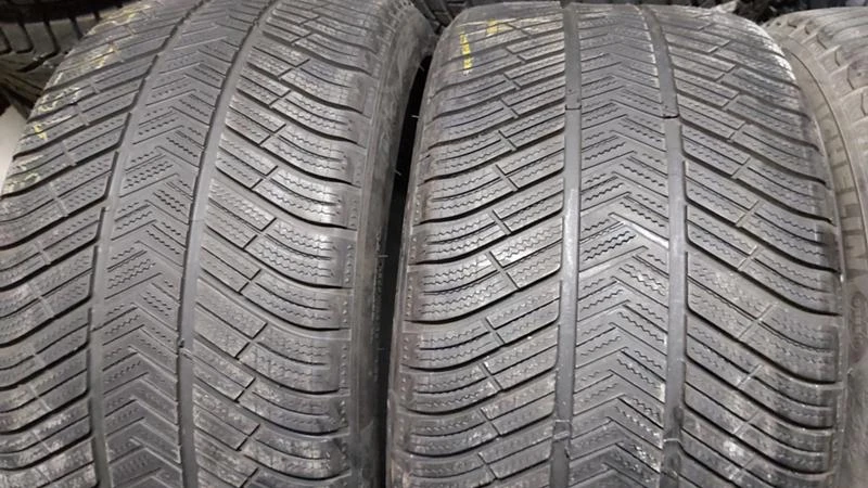 Гуми Зимни 285/35R20, снимка 3 - Гуми и джанти - 28772234