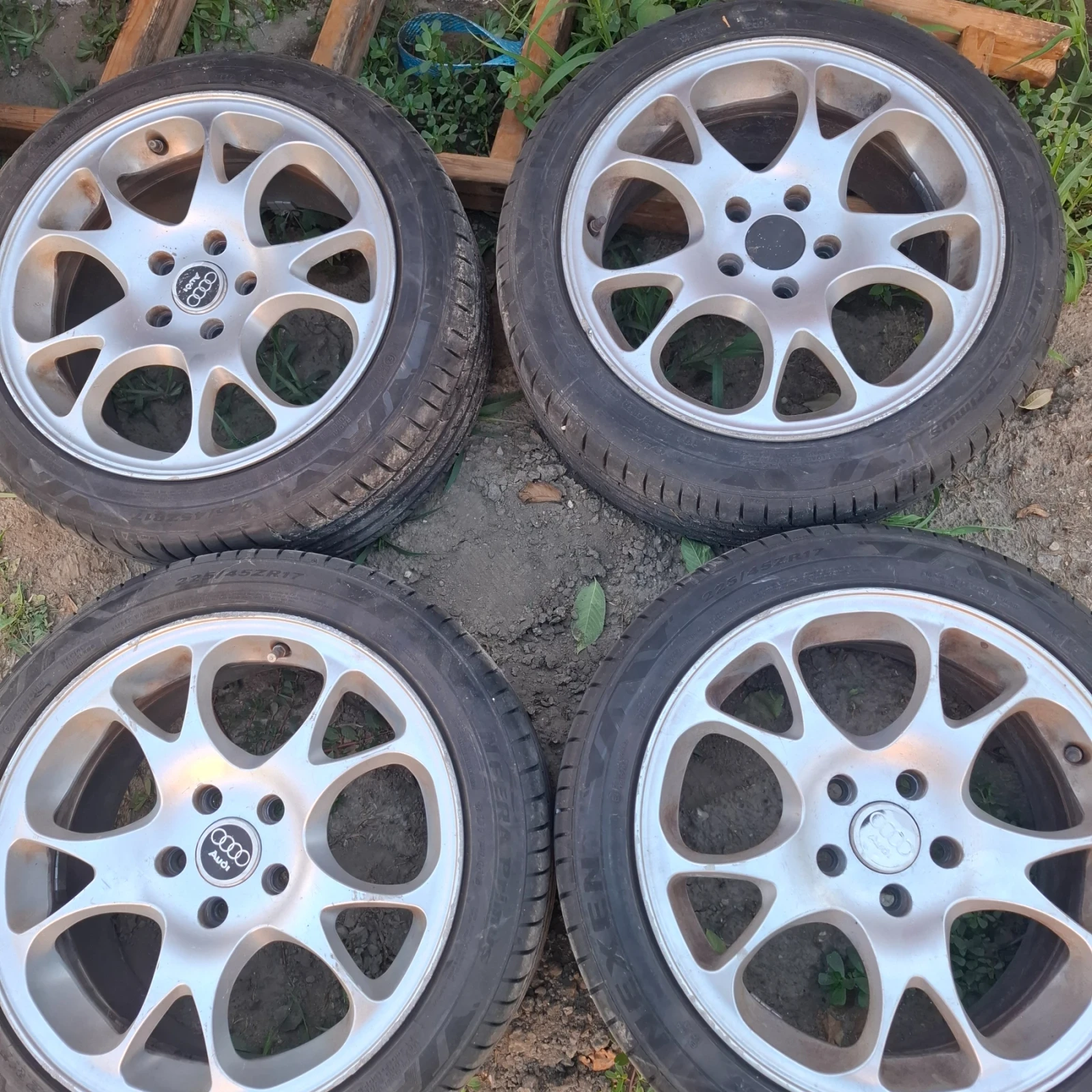 Гуми с джанти Nexen 225/45R17