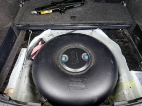 Toyota Auris, снимка 9