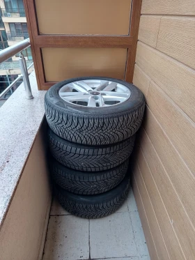 Toyota Auris, снимка 15