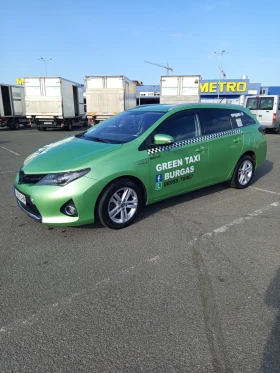 Toyota Auris, снимка 2