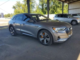 Audi E-Tron Premium Plus, снимка 4