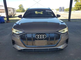 Audi E-Tron Premium Plus, снимка 5
