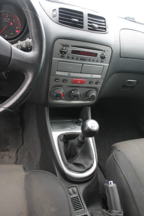 Alfa Romeo 147 144000км.Италия, снимка 13