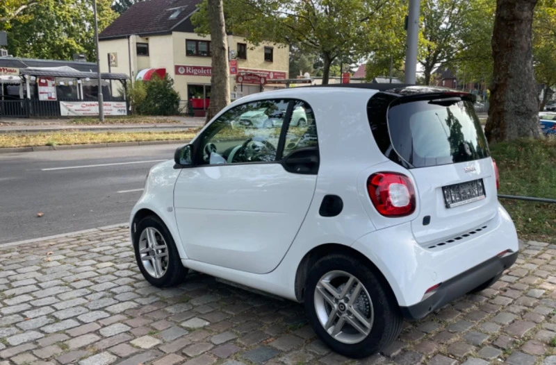 Smart Fortwo  , снимка 3 - Автомобили и джипове - 47659136