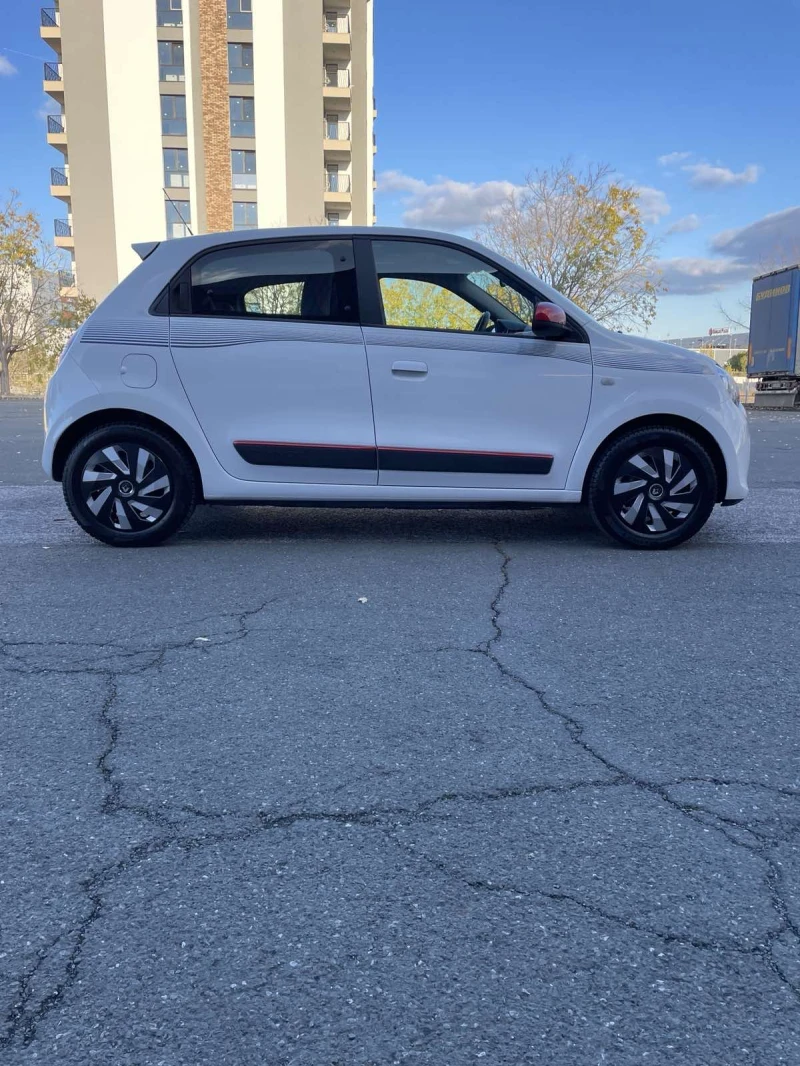 Renault Twingo, снимка 6 - Автомобили и джипове - 47995315