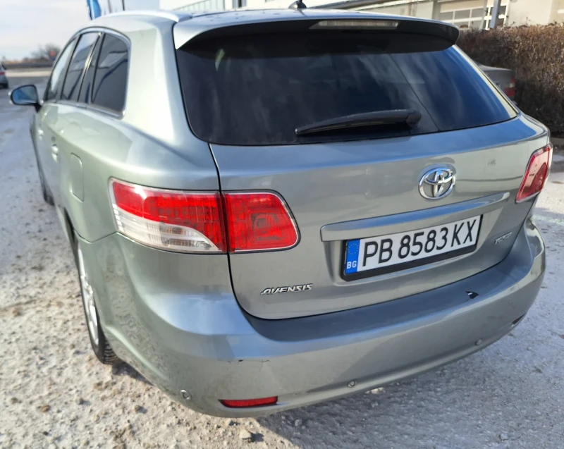 Toyota Avensis 2.0 d4d, снимка 4 - Автомобили и джипове - 48754982