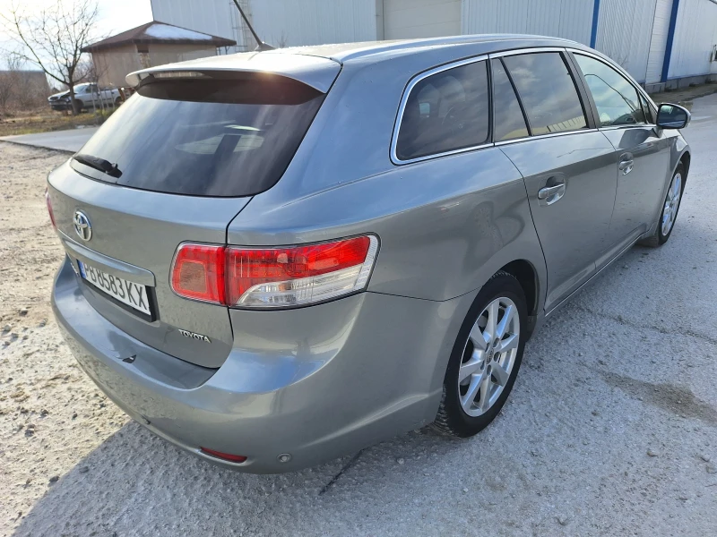 Toyota Avensis 2.0 d4d, снимка 3 - Автомобили и джипове - 48754982