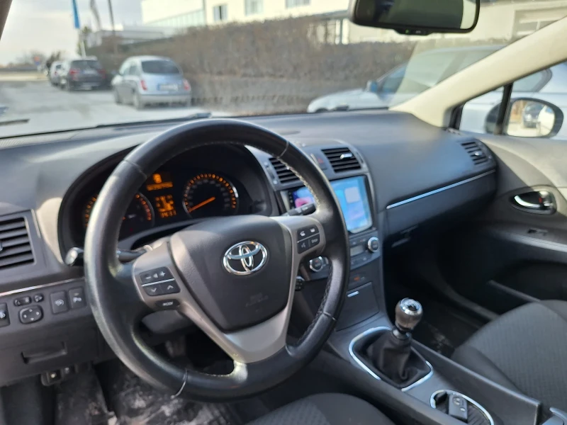 Toyota Avensis 2.0 d4d, снимка 5 - Автомобили и джипове - 48754982