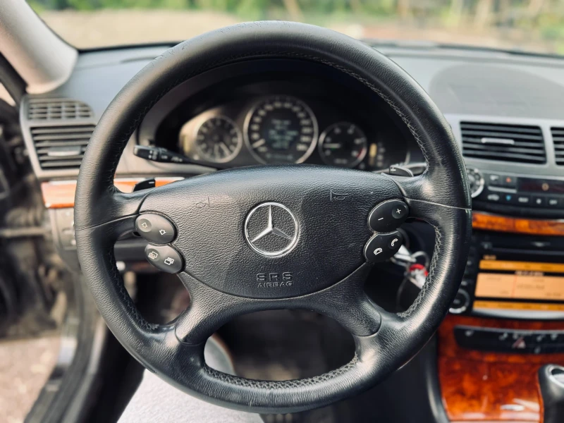 Mercedes-Benz E 280 EVO 4matic, снимка 12 - Автомобили и джипове - 52309021