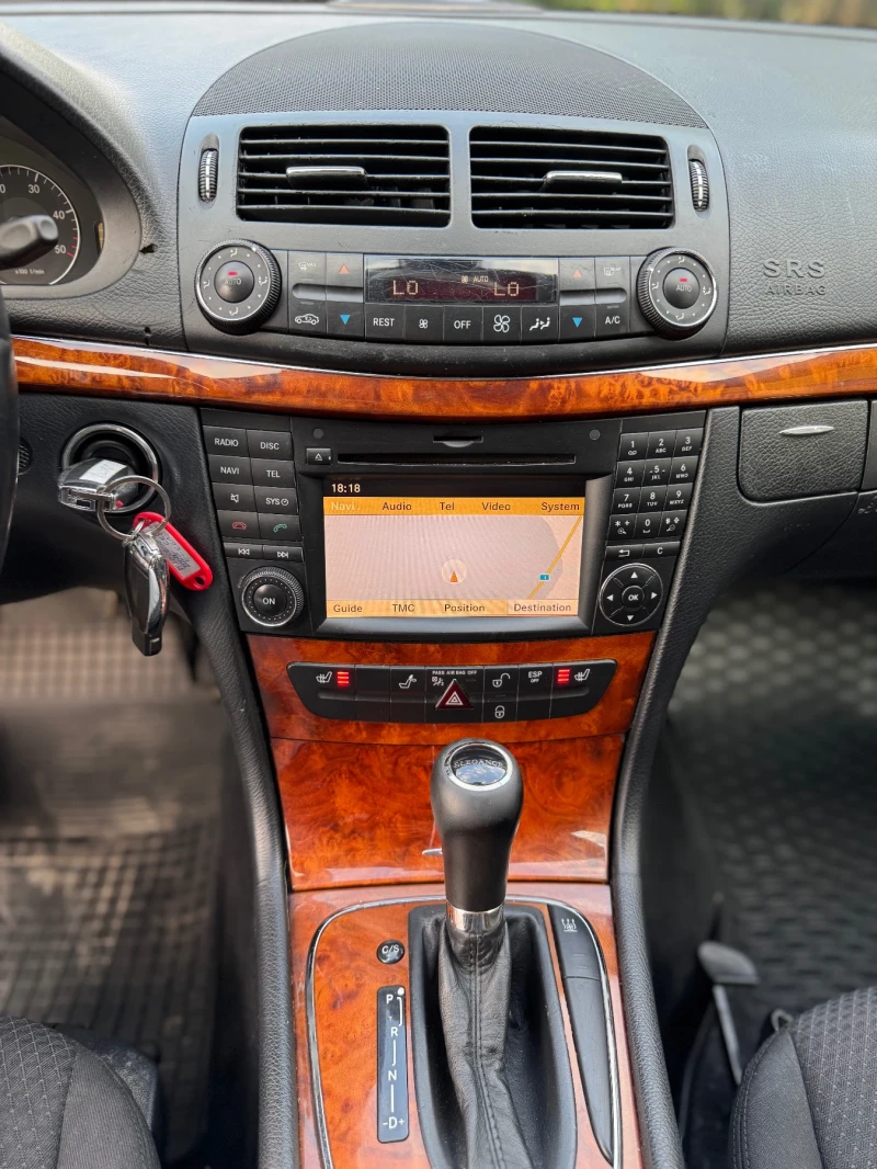 Mercedes-Benz E 280 EVO 4matic, снимка 9 - Автомобили и джипове - 52309021