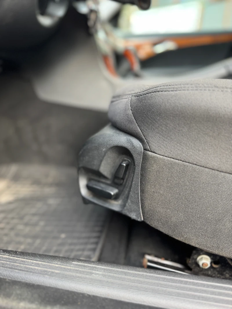 Mercedes-Benz E 280 EVO 4matic, снимка 16 - Автомобили и джипове - 52309021